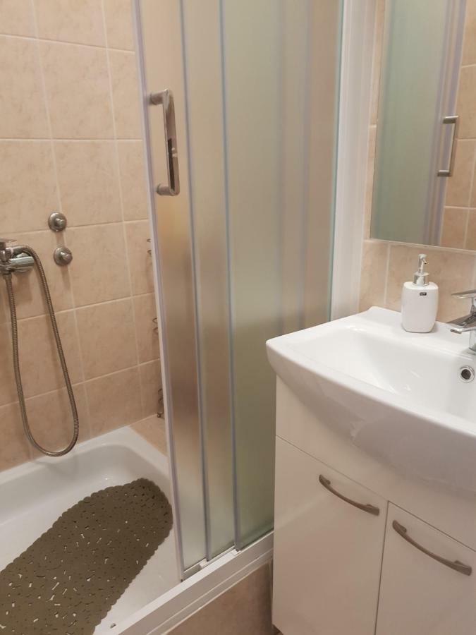 Fami Superior One Bedroom Apartment Rijeka Eksteriør billede